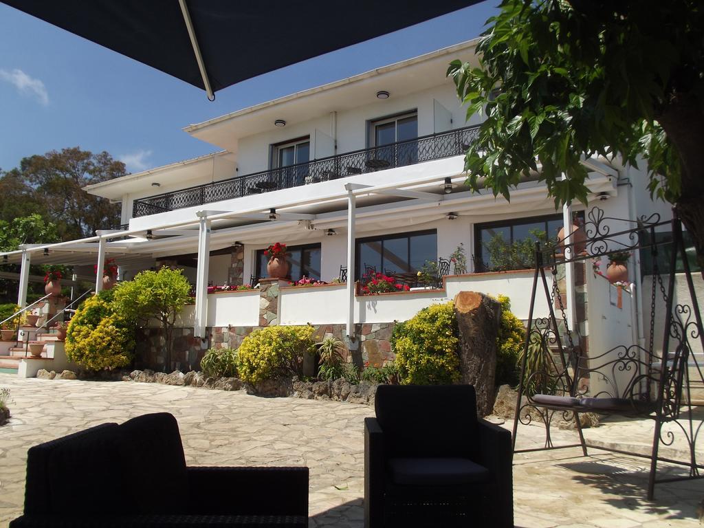 Hotel La Quietude Les Issambres Eksteriør billede